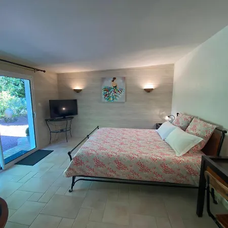 Le Clos Des Chenes 3*