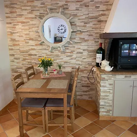 Le Clos Des Chenes ゲストハウス シャラン