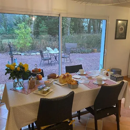 Le Clos Des Chenes 게스트하우스 샬랑