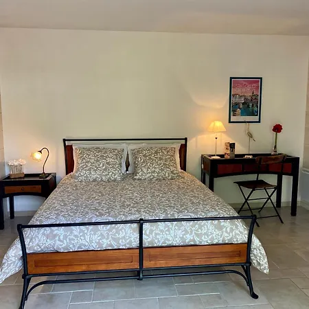 Guest house Le Clos Des Chenes Challans