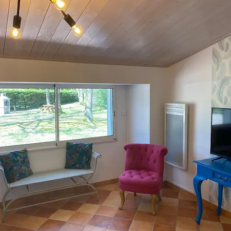 Le Clos Des Chenes Guest house Challans